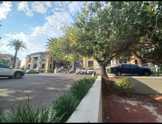 454M² OFFICE TO LET IN CENTURY CITY